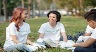 Volunteerism: Inspiring Community Giving Stories
