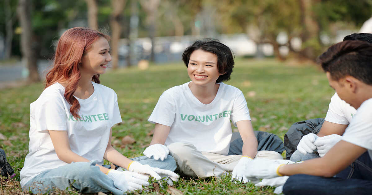 Volunteerism: Inspiring Community Giving Stories